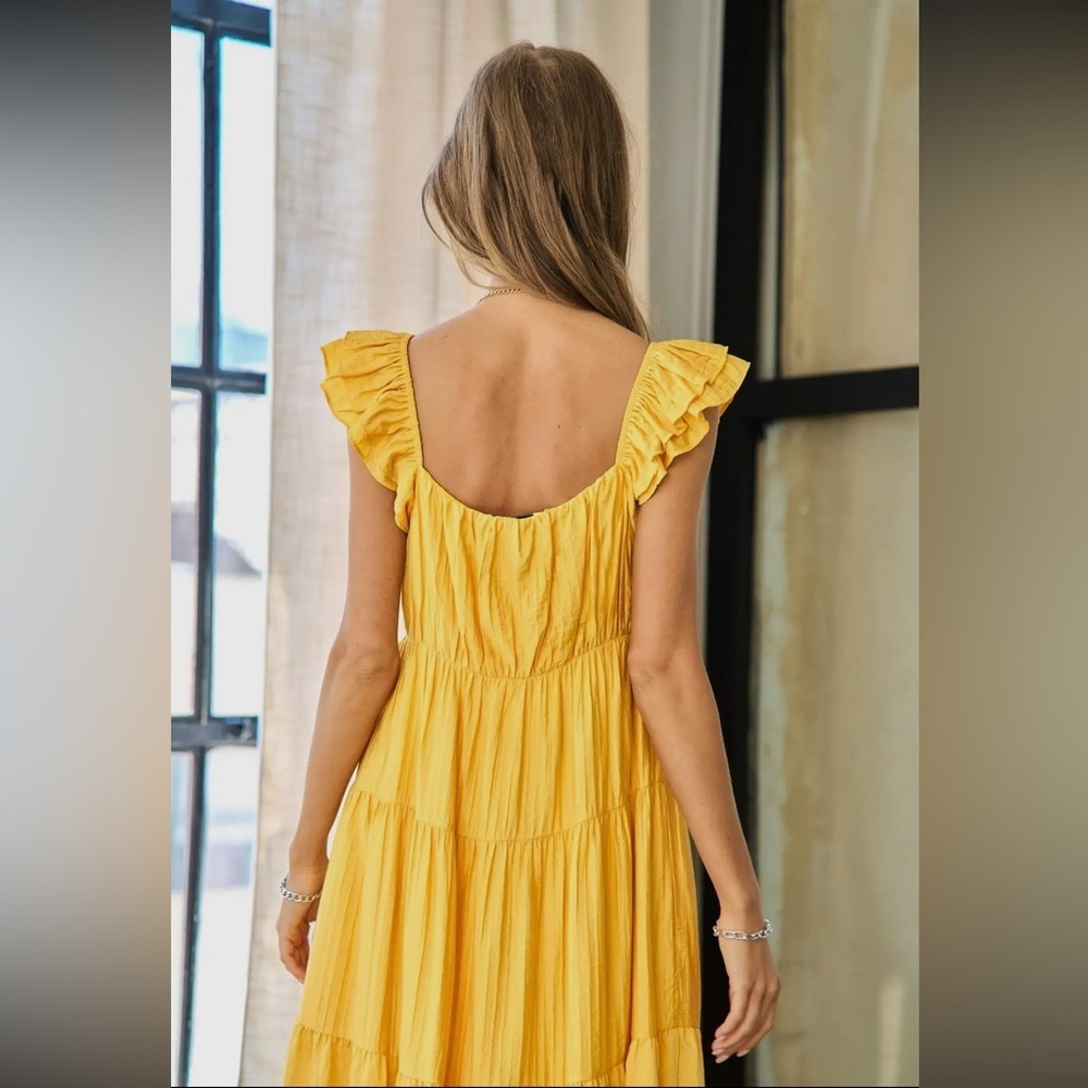 11. Women's Crinkled Fabric Ruffle Sleeve Deep V-Neck Maxi Dress - Picture 4 of 7